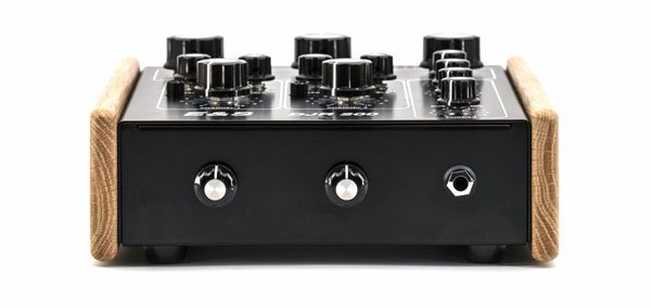 フランス生まれのハンドメイドロータリーDJミキサー、E&SのDJR200のご