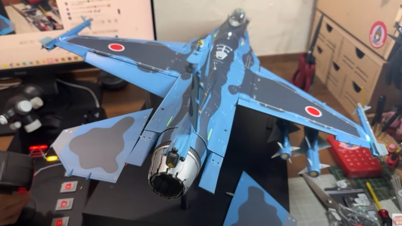 すっごい上昇!!航空自衛隊F-2戦闘機「動く台座完成