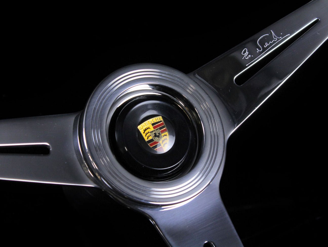Nardi Horn Button - Porsche - JHPUSA