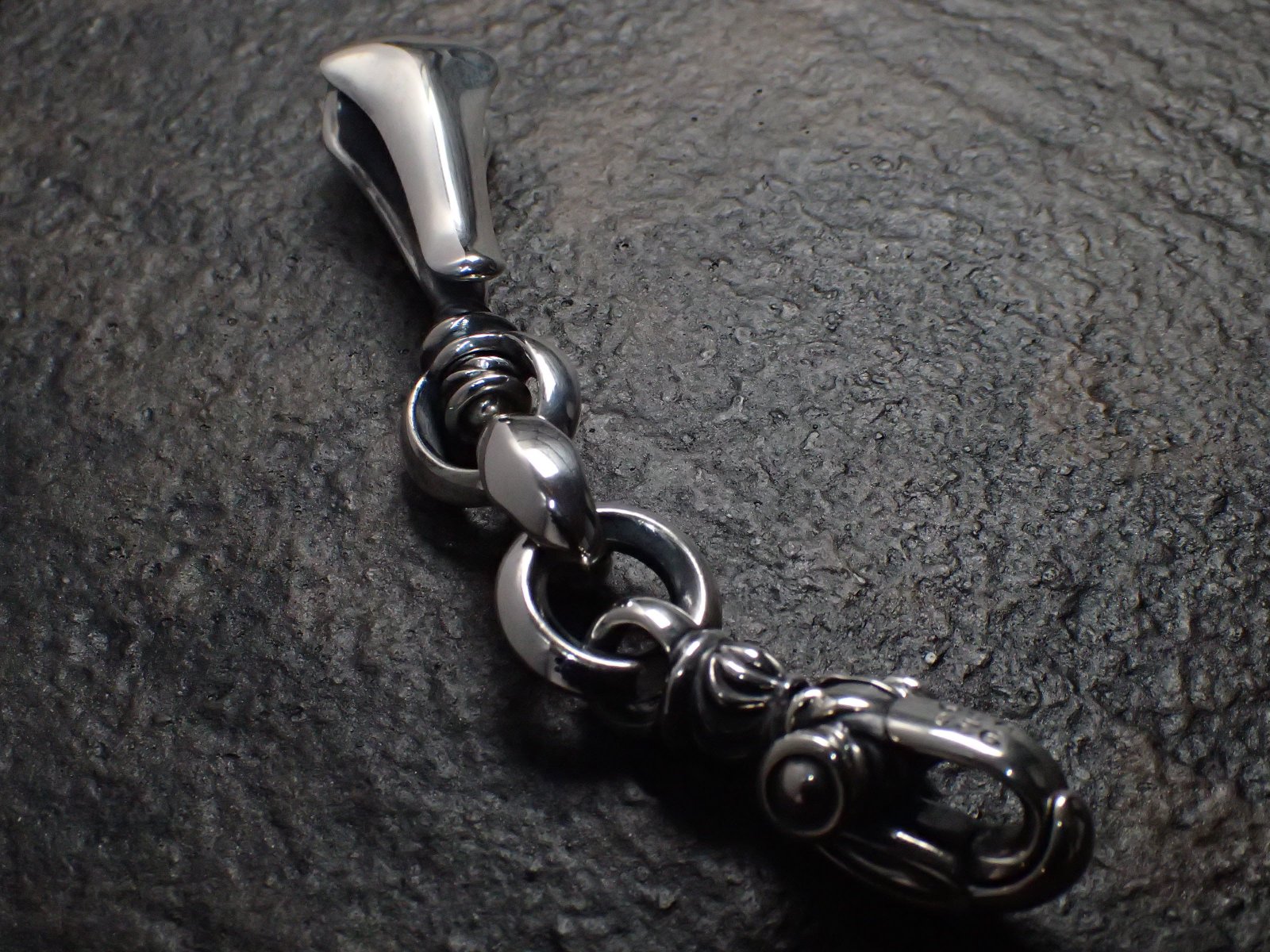 LONE ONES(ロンワンズ)ベルトフック＆クラスプ/ミディアム