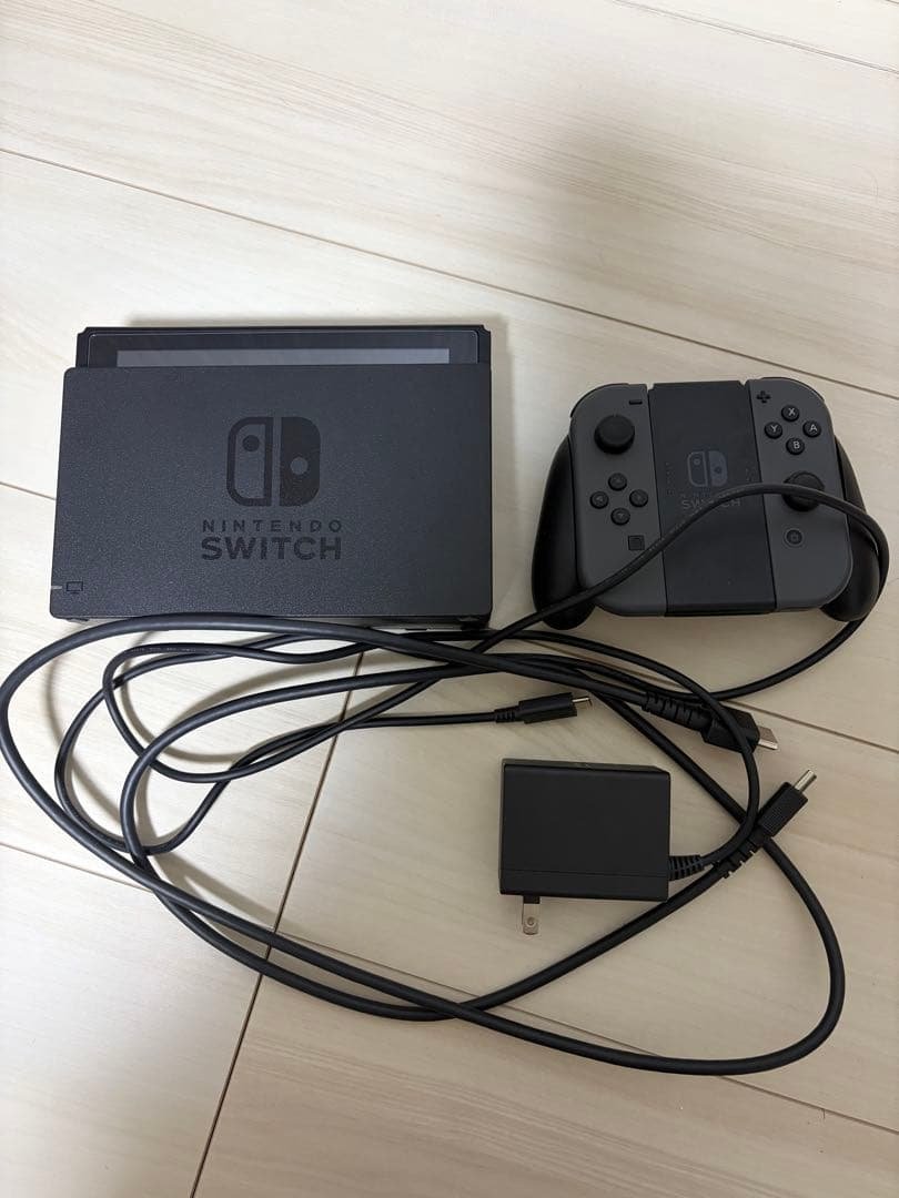 Nintendo Switch 本体 グレー ACアダプター付き 加】初期化済 Nintendo ニンテンドー Switch HAC-001 グレー 本体