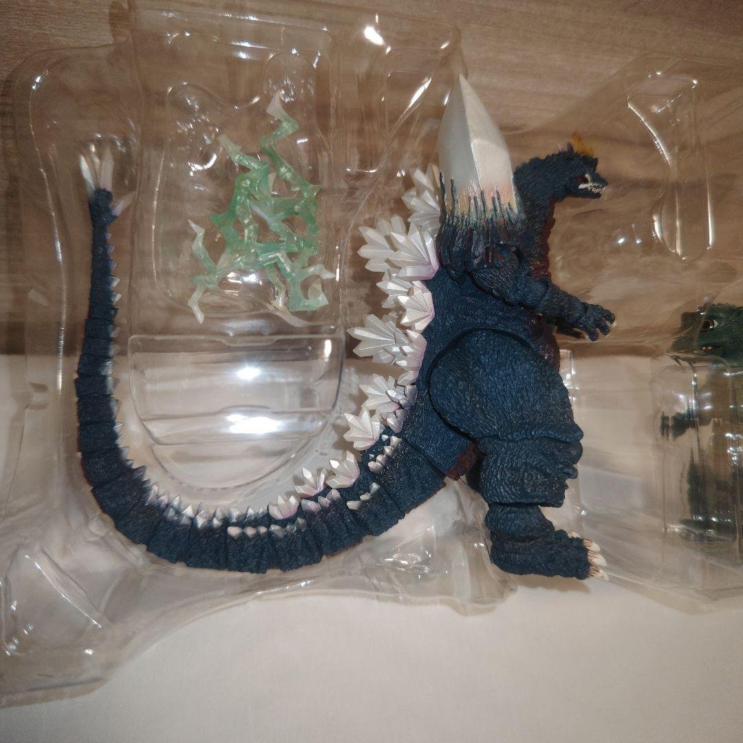 S.H.MonsterArts スペースゴジラ＆リトルゴジラ