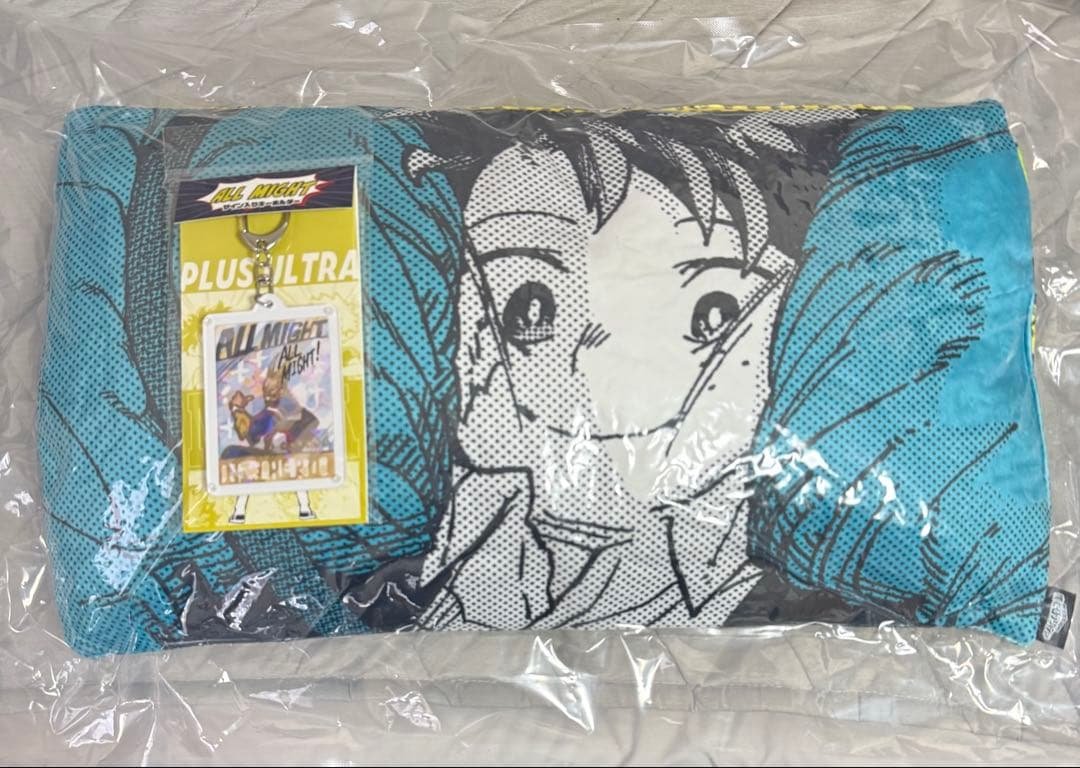 ヒロアカ オールマイト サイン入り キーホルダー 爆豪 緑谷 クッション 僕のヒーローアカデミア』オールマイトのサイン入りキーホルダー