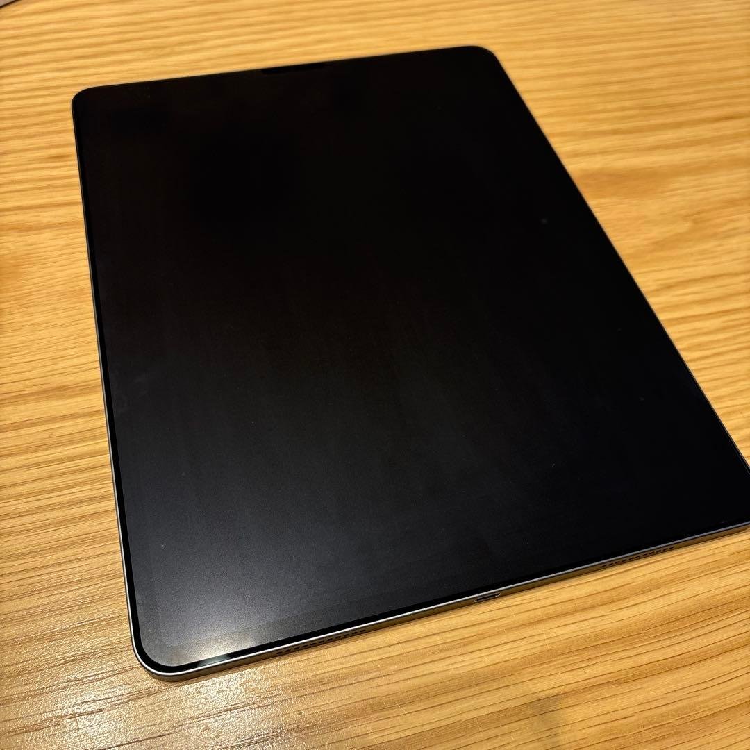 セール iPad Pro 12.9 第5世代 128GB M1 バッテリー84% - メルカリ